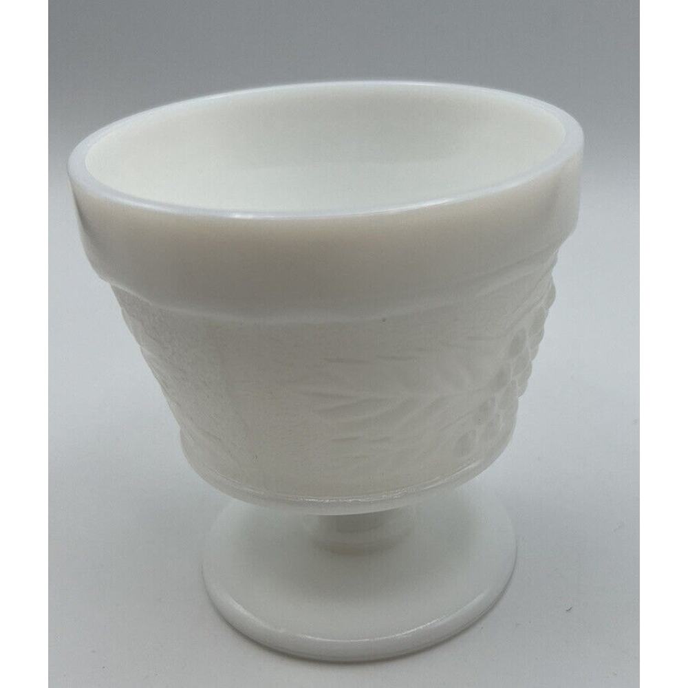 Drinking Glasses 1 Pudding Cup Milk Glass Grape Indiana Co. 1940s 4 x 4"